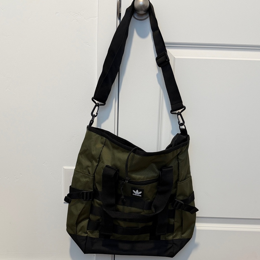 Adidas Olive and Black Duffel Bag - Picture 4 of 5